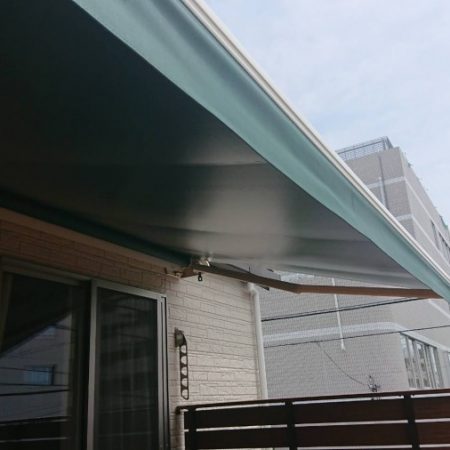 東京都練馬区｜電動式風力センサー付オーニングの施工事例（住宅）